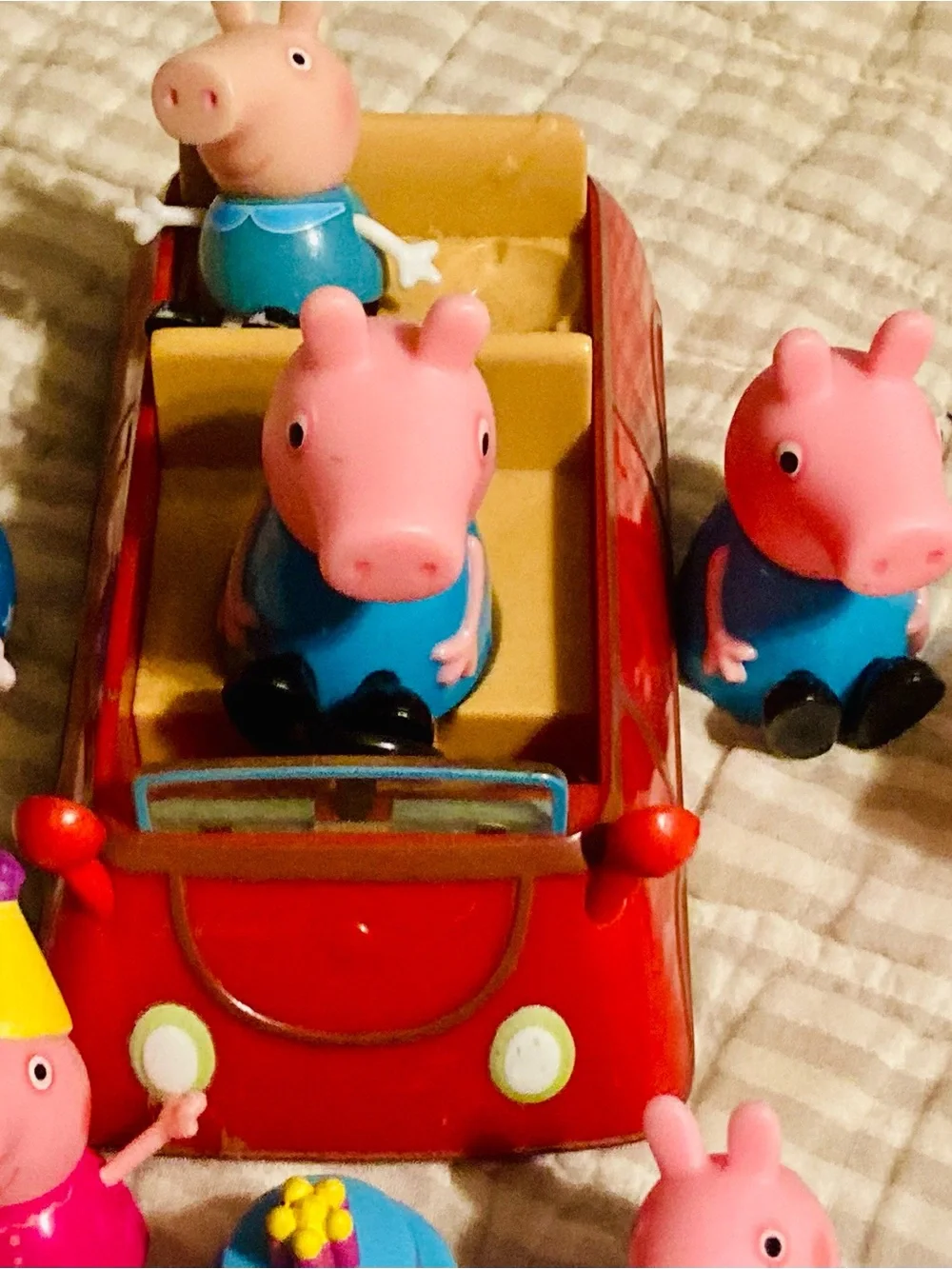 Lot Of Peppa Pig Figures Mom Dad Friends With Family Red Car 12 Figures